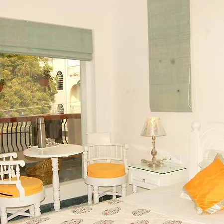 Aashray Varanasi Room photo