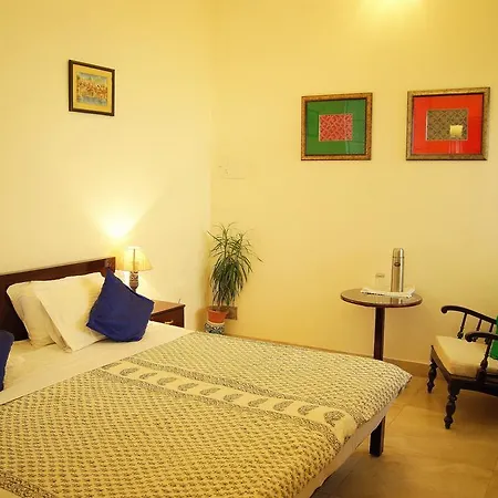 Aashray Varanasi Room photo